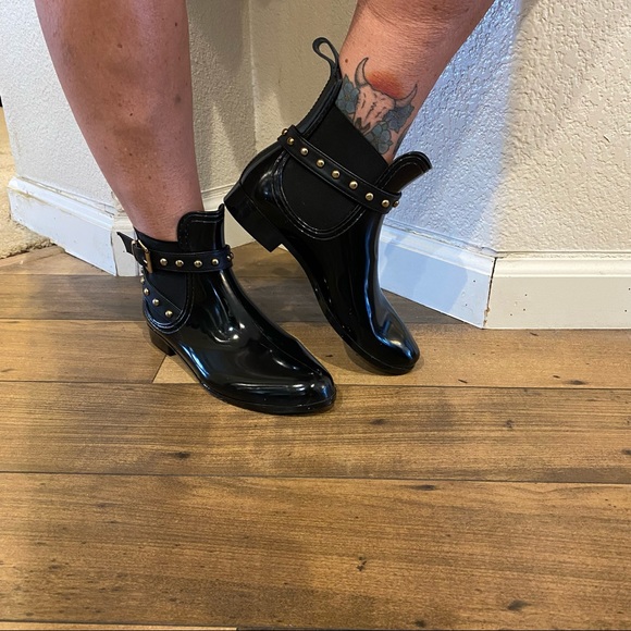 henry ferrera rain booties